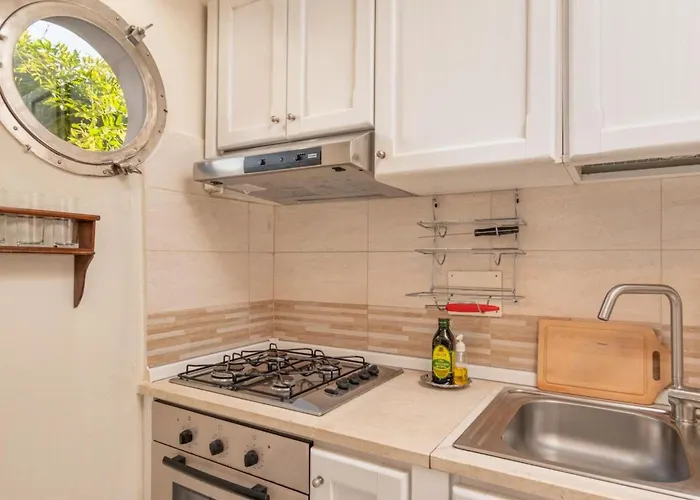 Sehr Zentral In By Interhome Ольбия