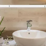 Apartamento Sehr Zentral In By Interhome *