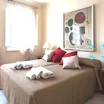 Sehr Zentral In By Interhome *