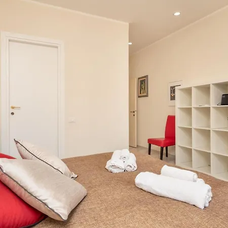 Sehr Zentral In By Interhome Daire