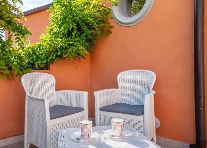 Sehr Zentral In By Interhome Appartement