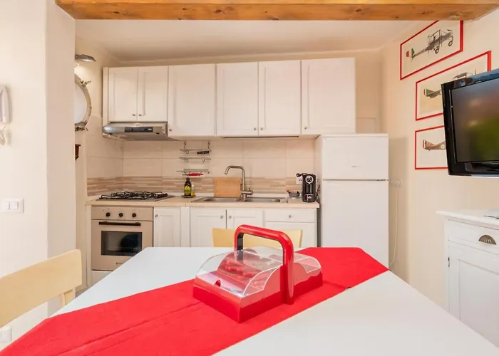 Sehr Zentral In By Interhome *